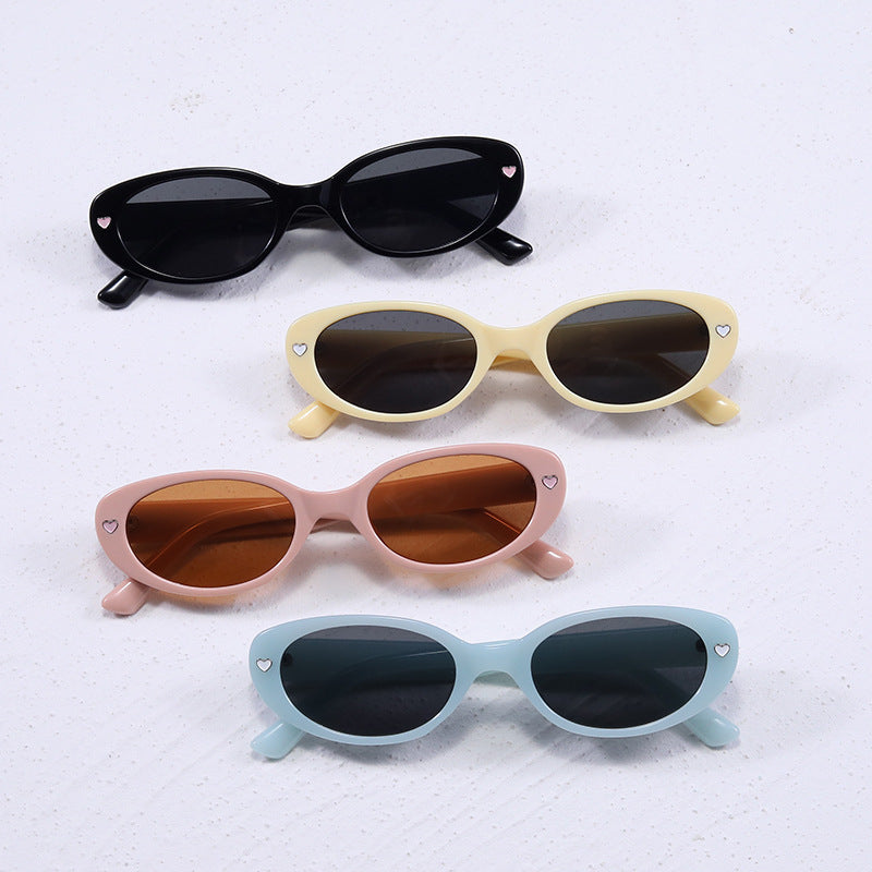 Chic Herz-geschmückte Katzenaugen-Sonnenbrille Brehn