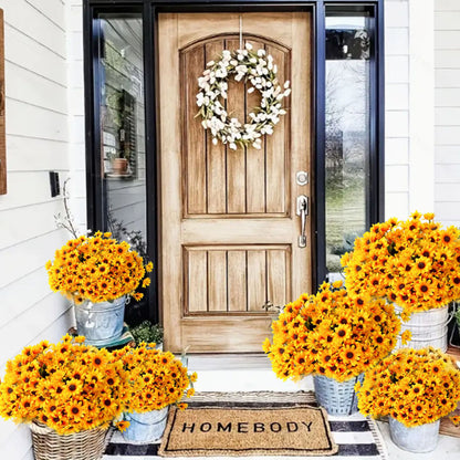 Dekorativer Sonnenblumenarrangement