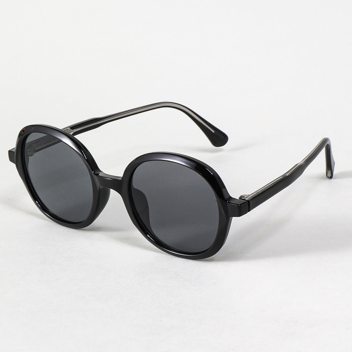Damen modische Sonnenbrille mit robustem und stylischem Rahmen Brehn