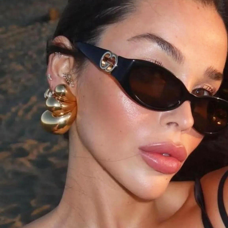 Damen modische Katzenaugen-Sonnenbrille mit schützendem UV-Filter und luxuriösen Akzenten Brehn