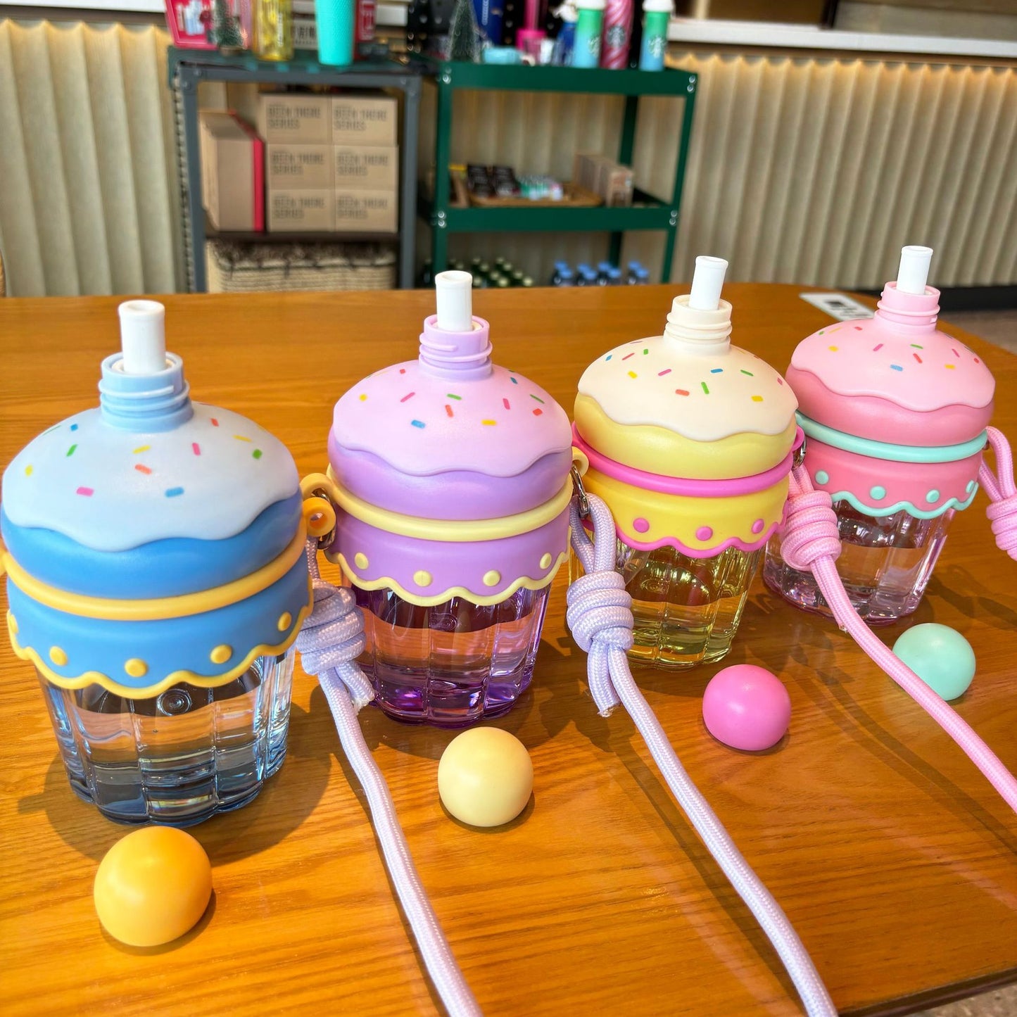 Damen kreative Cupcake Trinkflasche Brehn
