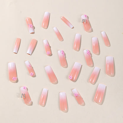 Florale Verzierte Press-On Nagelkunst Brehn