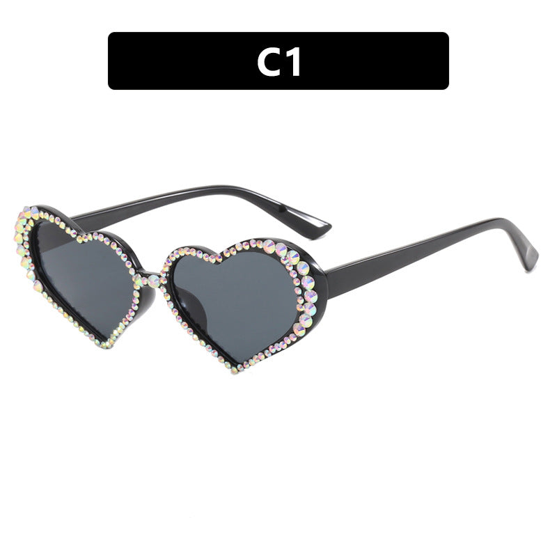 Damen Herzförmige Sonnenbrille mit strassbesetztem Rahmen Brehn