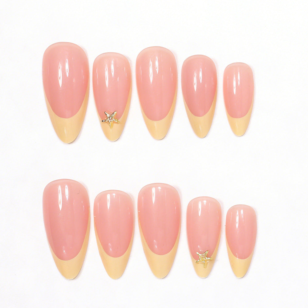 Elegante Stiletto-Nagelkunst-Tipps mit Seestern-Akzenten Brehn