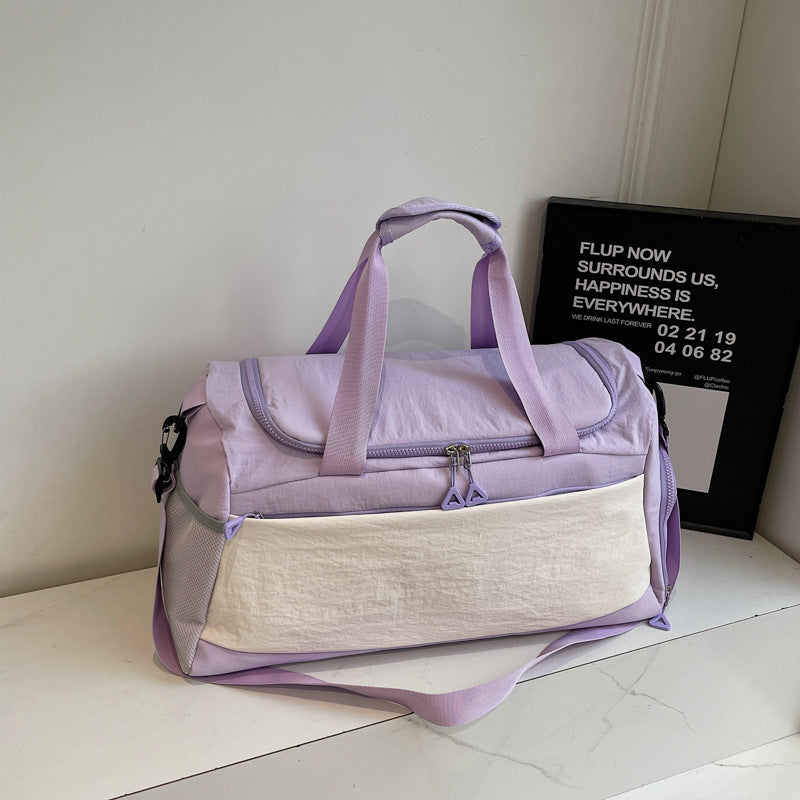 Sportliche Reisetasche mit Stabilen Tragegriffen Brehn