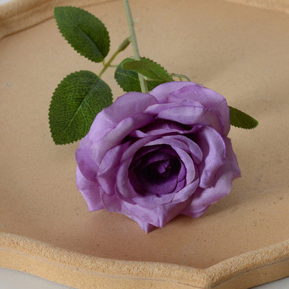 Elegantes Seidentuch Rosenhaaraccessoire