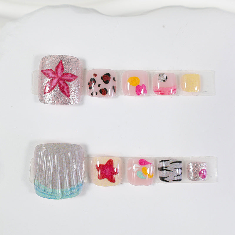 Kunstnagel Set mit verspielten Sommermotiven Brehn