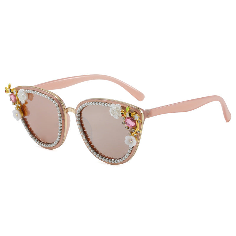 Damen Glamouröse Cat-Eye Sonnenbrille mit floralen Verzierungen Brehn
