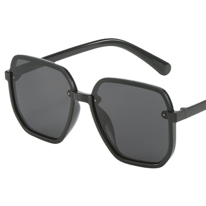 Damen geometrische Sonnenbrille im modernen Design Brehn