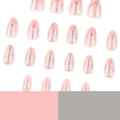 Kunstvolle Glamour-Nagelkunst mit glänzenden Akzenten Brehn