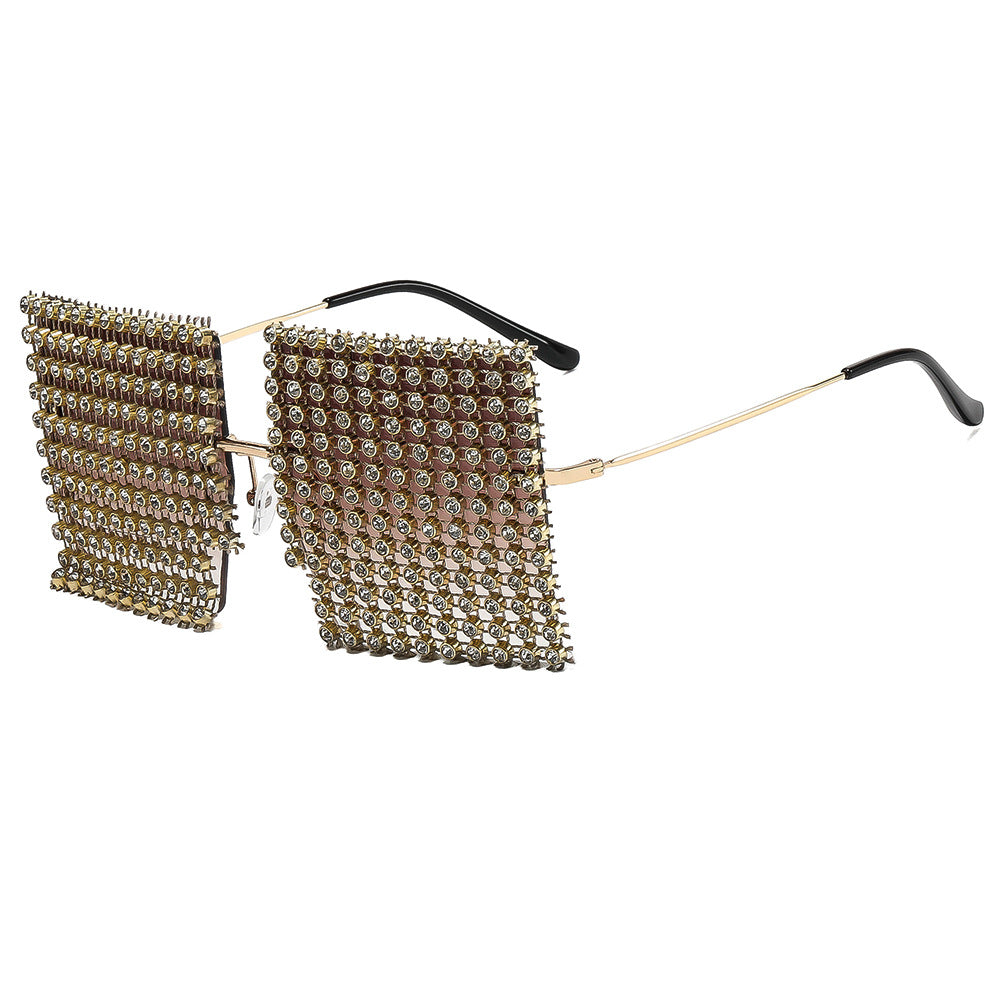 Damen Sonnenbrille mit funkelndem Kristallrahmen und auffälligem Strukturdesign Brehn
