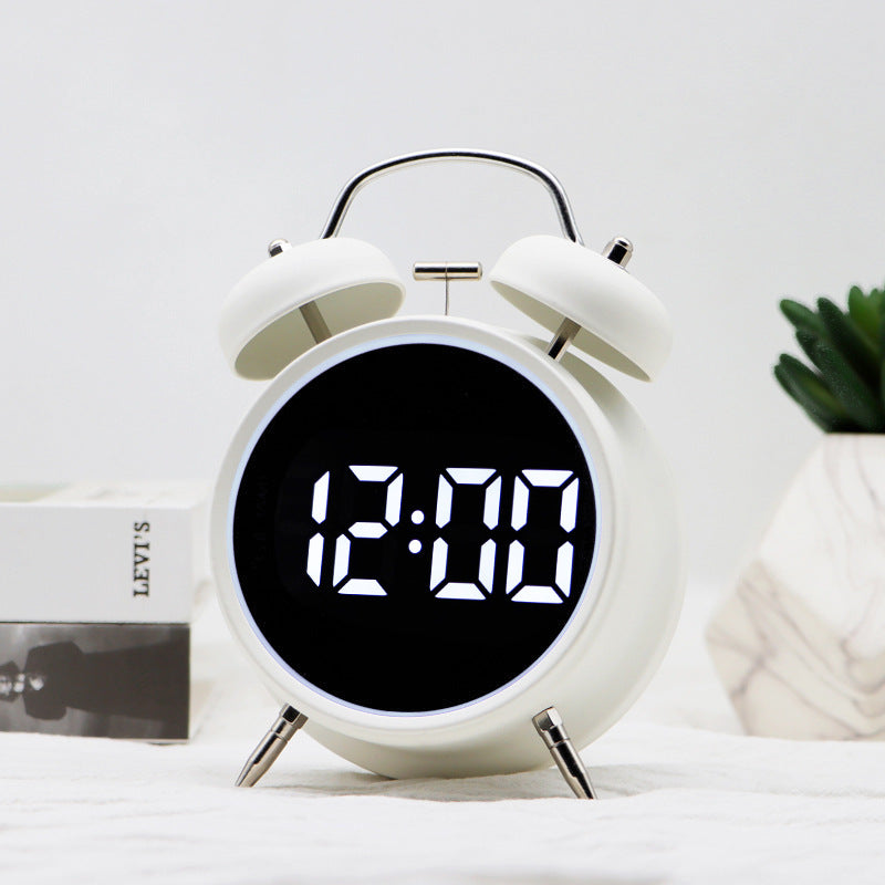 Digitaler Alarmwecker mit Retro-Design Brehn