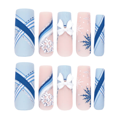 Premium Nagelverlängerungen mit luxuriösem Winterdesign Brehn