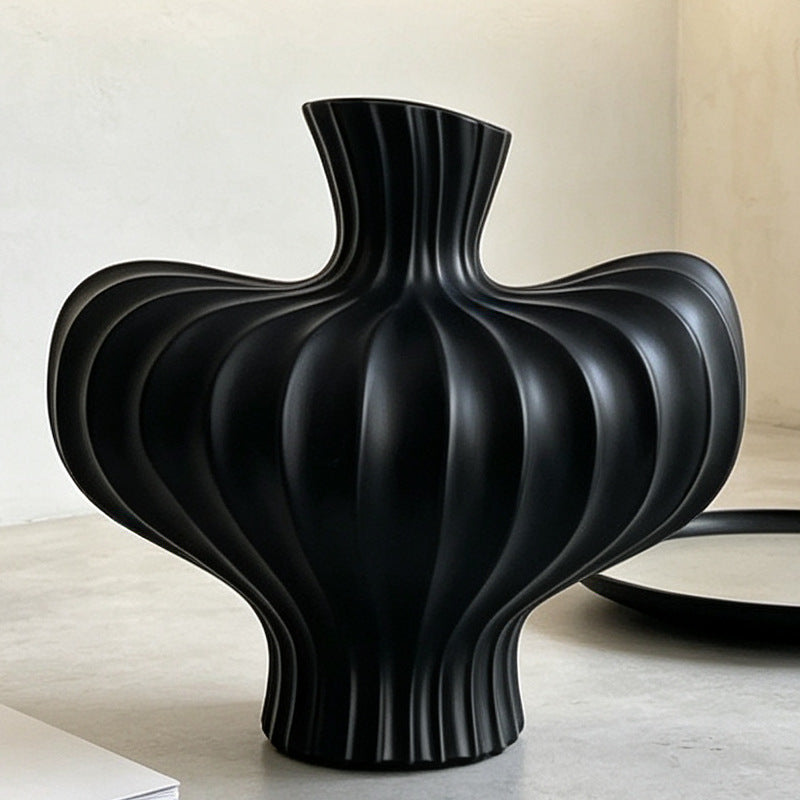 Skulptierte gerippte dekorative Vase Brehn