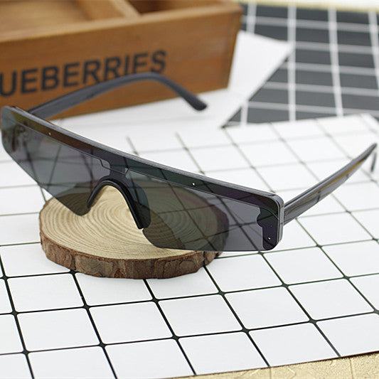 Damen Sportliche Oversized-Sonnenbrille Brehn
