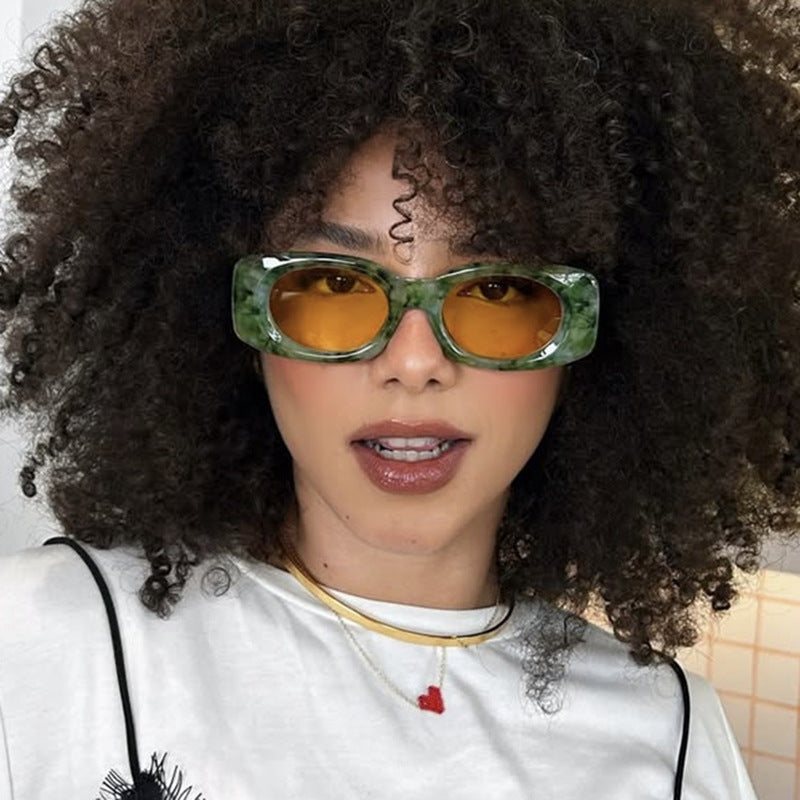 Damen trendige Sonnenbrille im auffälligen Retro-Design Brehn