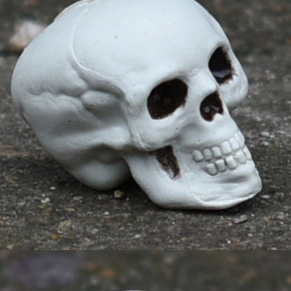 Dekorative Mini-Schädel-Figur Brehn