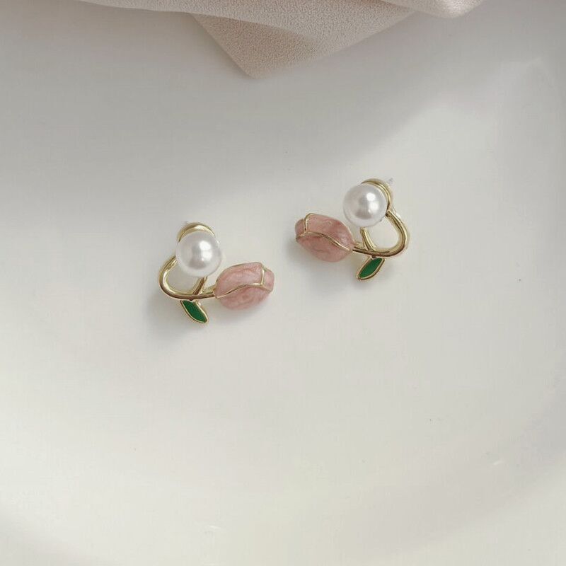 Blumenmotif Perlen- und Steinohrringe Brehn