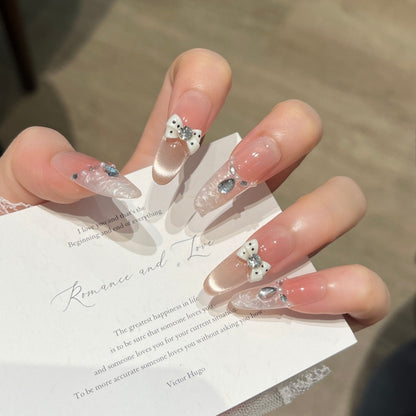 Elegantes Nagelkunstdesign Brehn