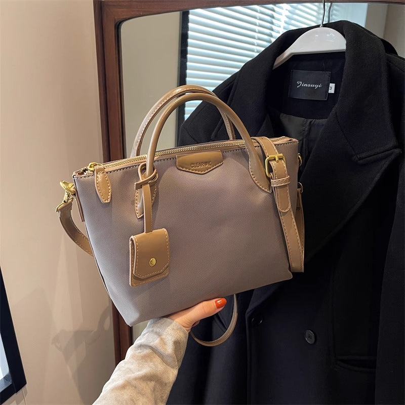Kompakte Mini-Handtasche Brehn