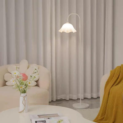 Stilvolle moderne Stehlampe