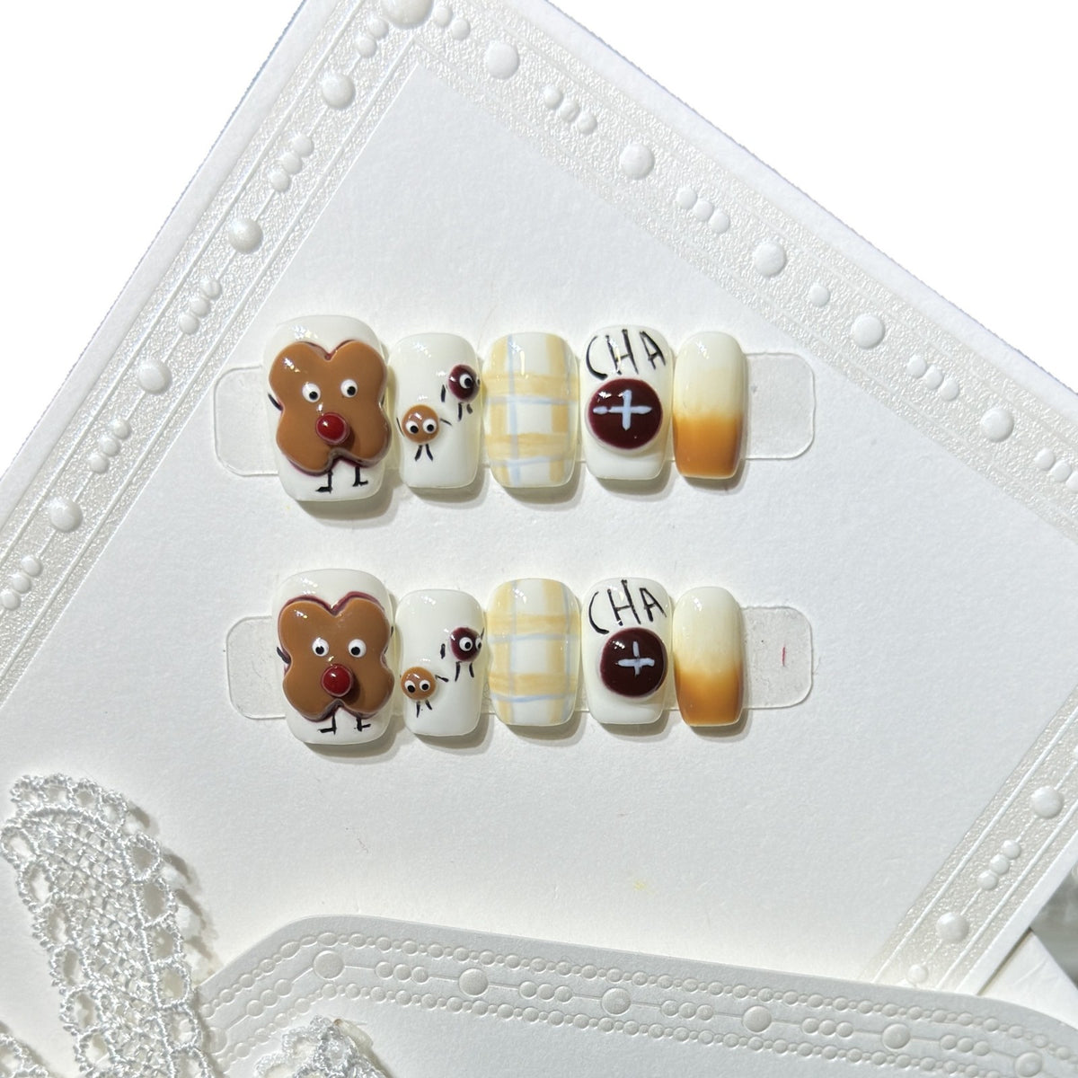 Verspieltes Lebkuchen Press-On Nagelkunst Set Brehn