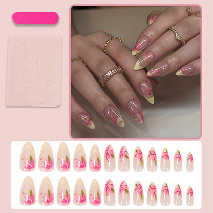 Elegantes Kunstnagelset mit floralen Designs Brehn