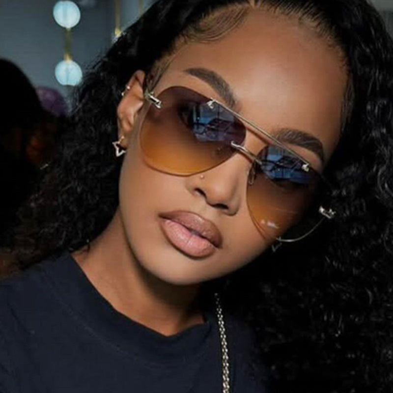 Damen elegante Piloten-Sonnenbrille mit UV-Schutz und reflektierenden Gläsern Brehn