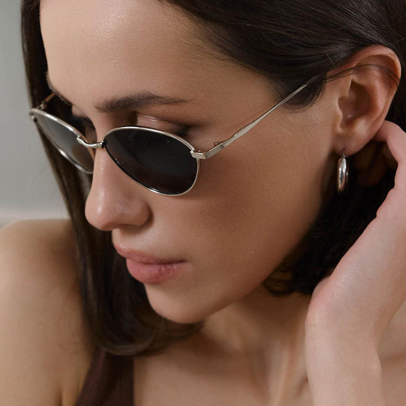 Damen modische Sonnenbrille im eleganten Ovaldesign Brehn