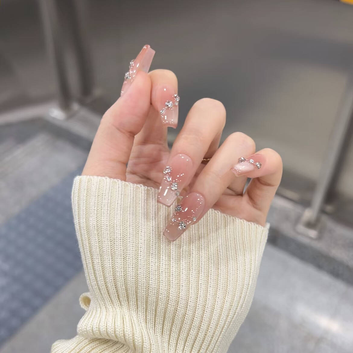 Premium mit Strass veredelte Press-On Nägel Brehn