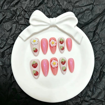 Künstlerisches Erdbeer-Themen Press-On Nagelset