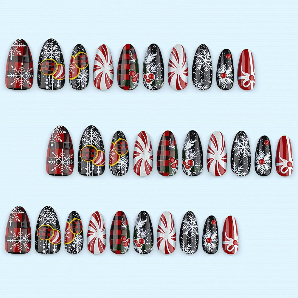 Kunstnägel im festlichen Weihnachtsdesign Brehn