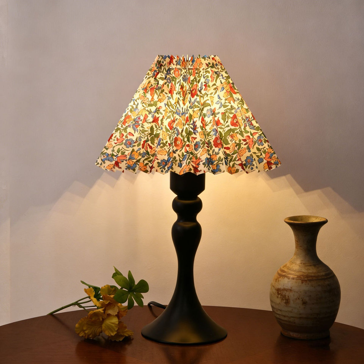 Dekorative Tischlampe
