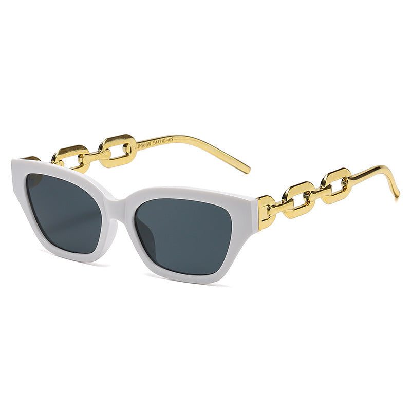 Luxe Fashion Katzenaugen-Sonnenbrille mit Statement-Kette Brehn