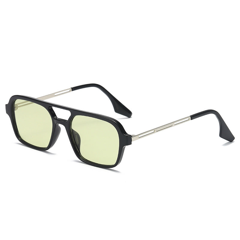 Damen trendige quadratische Sonnenbrille mit transparentem Rahmen und sanften Gläsern Brehn