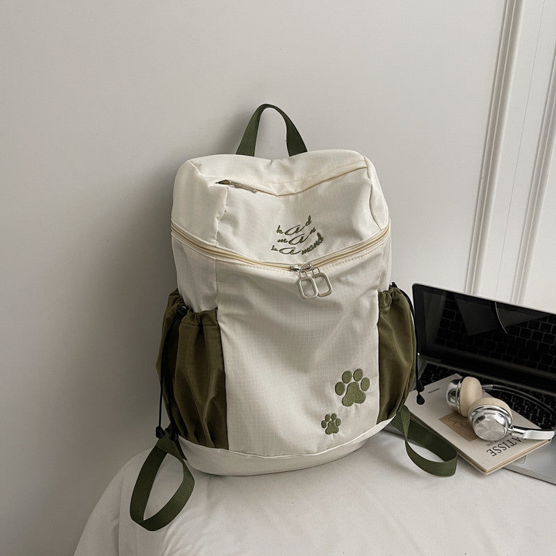 Stylischer Tierschädelrucksack