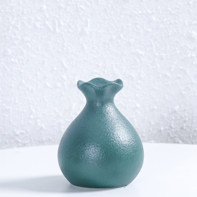 Einzigartige gebogene keramische Blumenvase Brehn