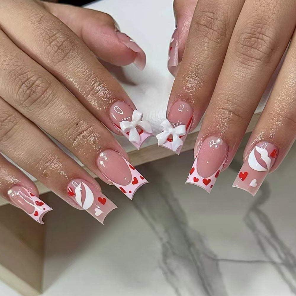 Dekorative Press-On Nagelkunst Brehn
