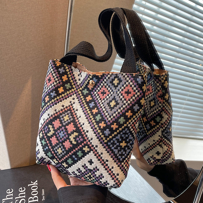 Moderne Gewebte Handtasche