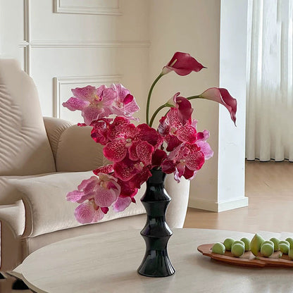 Elegante Orchideenstrauß Arrangements