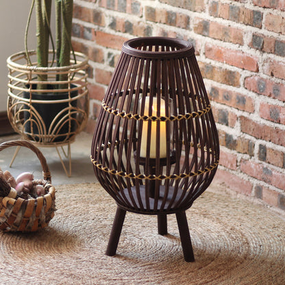 Stilvolle Laterne aus Rattan mit Holzgestell Brehn