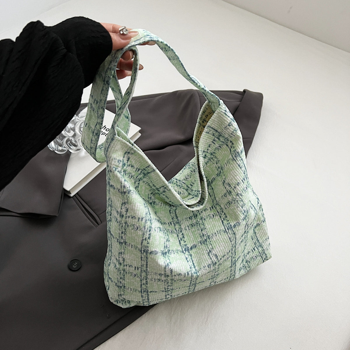 Texturierte Stoff Hobo-Handtasche