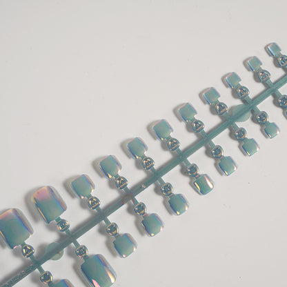 Iridescent Glossy Press-On Nail Set Brehn