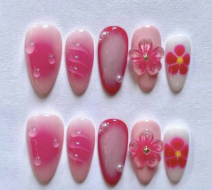 Blumenverzierte Press-On Nagelset