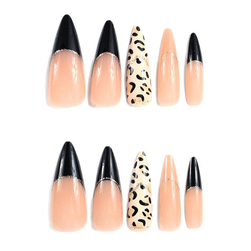Stylische Tierdruck Acryl-Nagelveränderungen Brehn