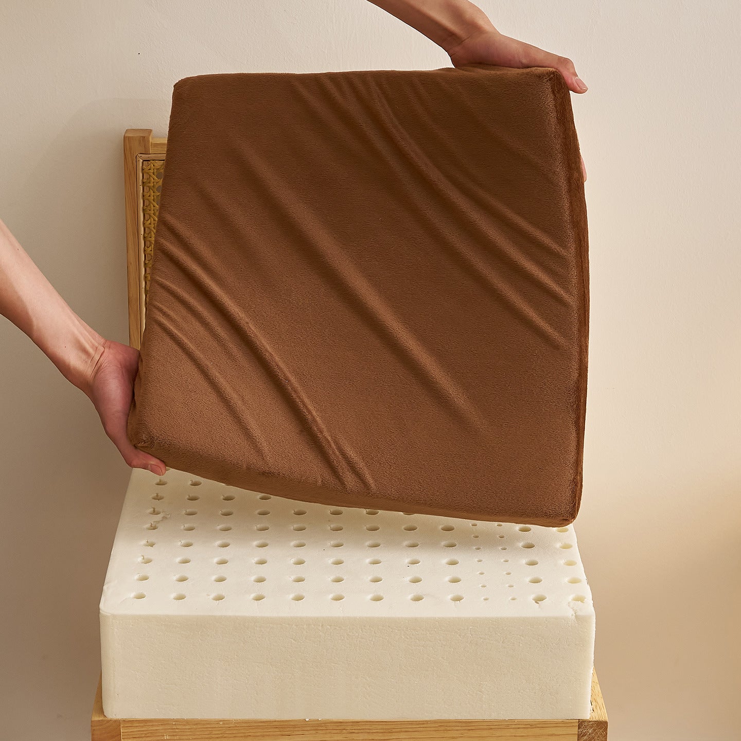 Premium-Matratzenauflage mit Atmungsaktivem Gel-Schaum Brehn