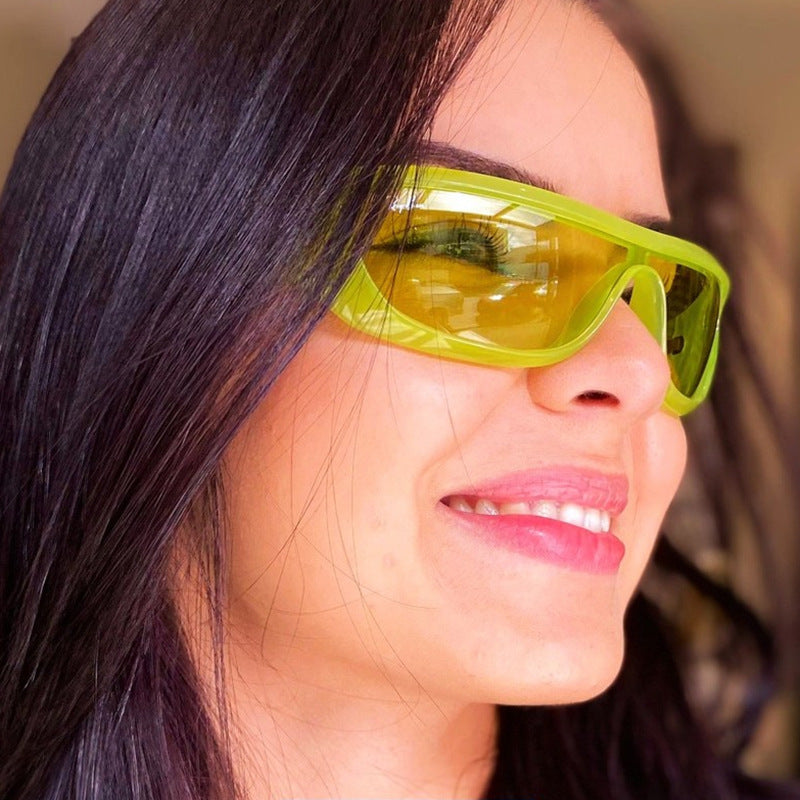 Damen Sportsonnenbrille mit ergonomischem Design und schützenden Gläsern Brehn