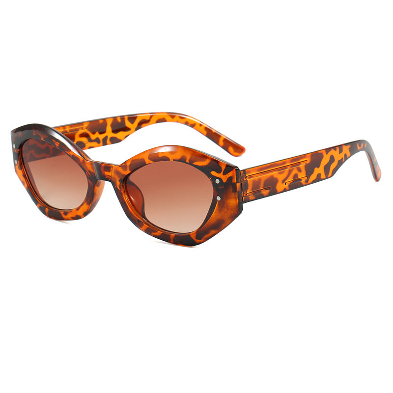 Damen Cat-Eye Sonnenbrille mit modernem Design und breitem Rahmen Brehn