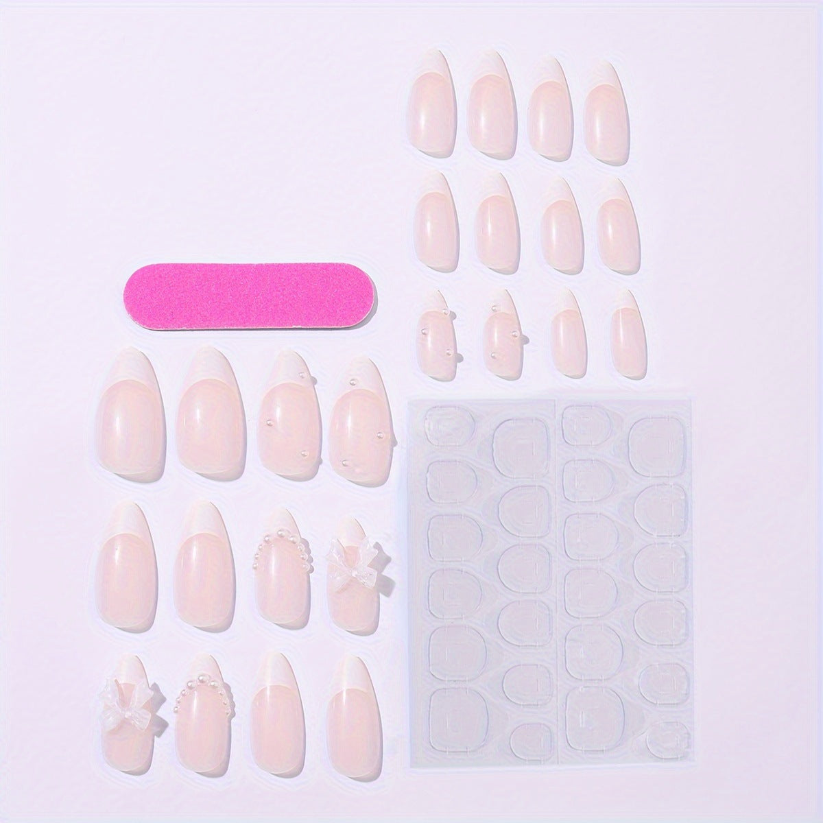 Kunstnagelset mit eleganten Verzierungselementen Brehn