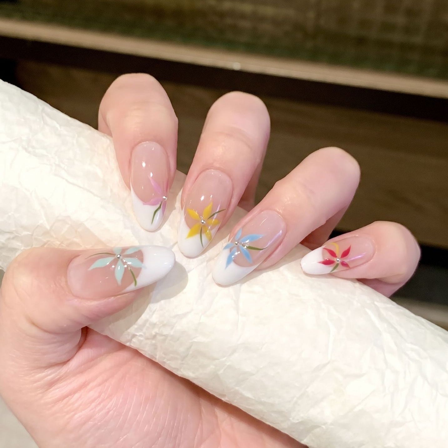 Floral Art Press-On Nail Set Brehn